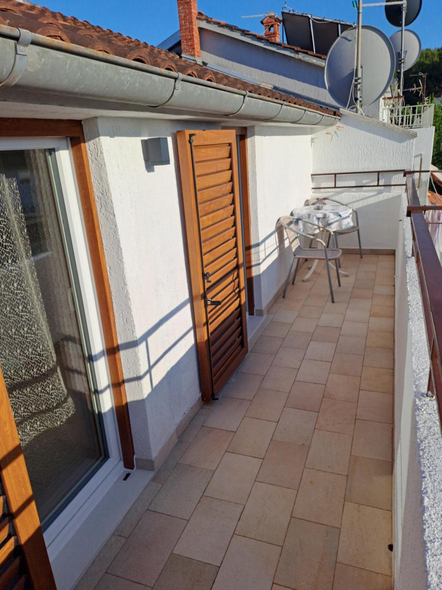 Apartments N & V Πόρετς Εξωτερικό φωτογραφία