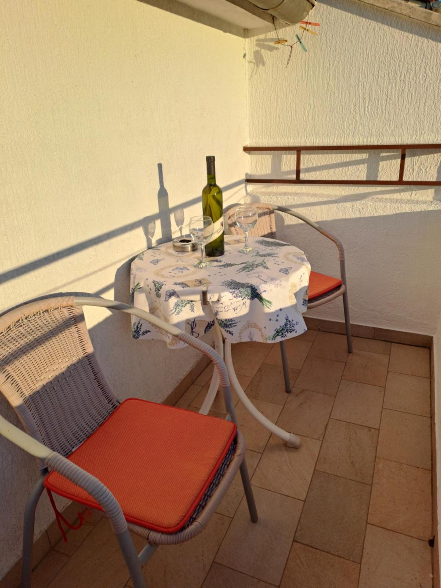 Apartments N & V Πόρετς Εξωτερικό φωτογραφία