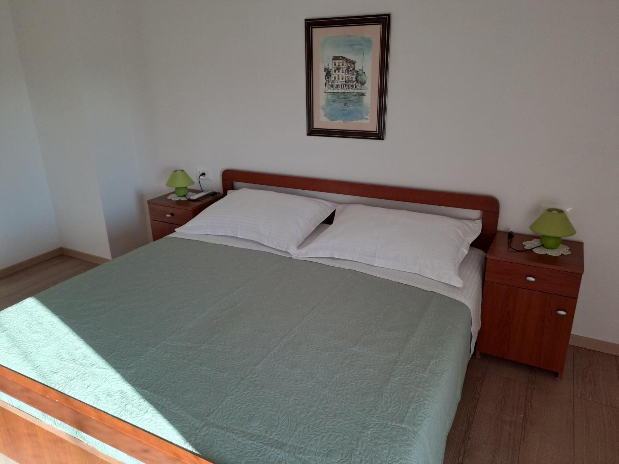 Apartments N & V Πόρετς Εξωτερικό φωτογραφία