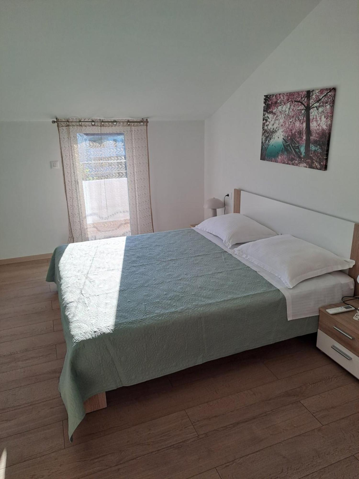 Apartments N & V Πόρετς Εξωτερικό φωτογραφία