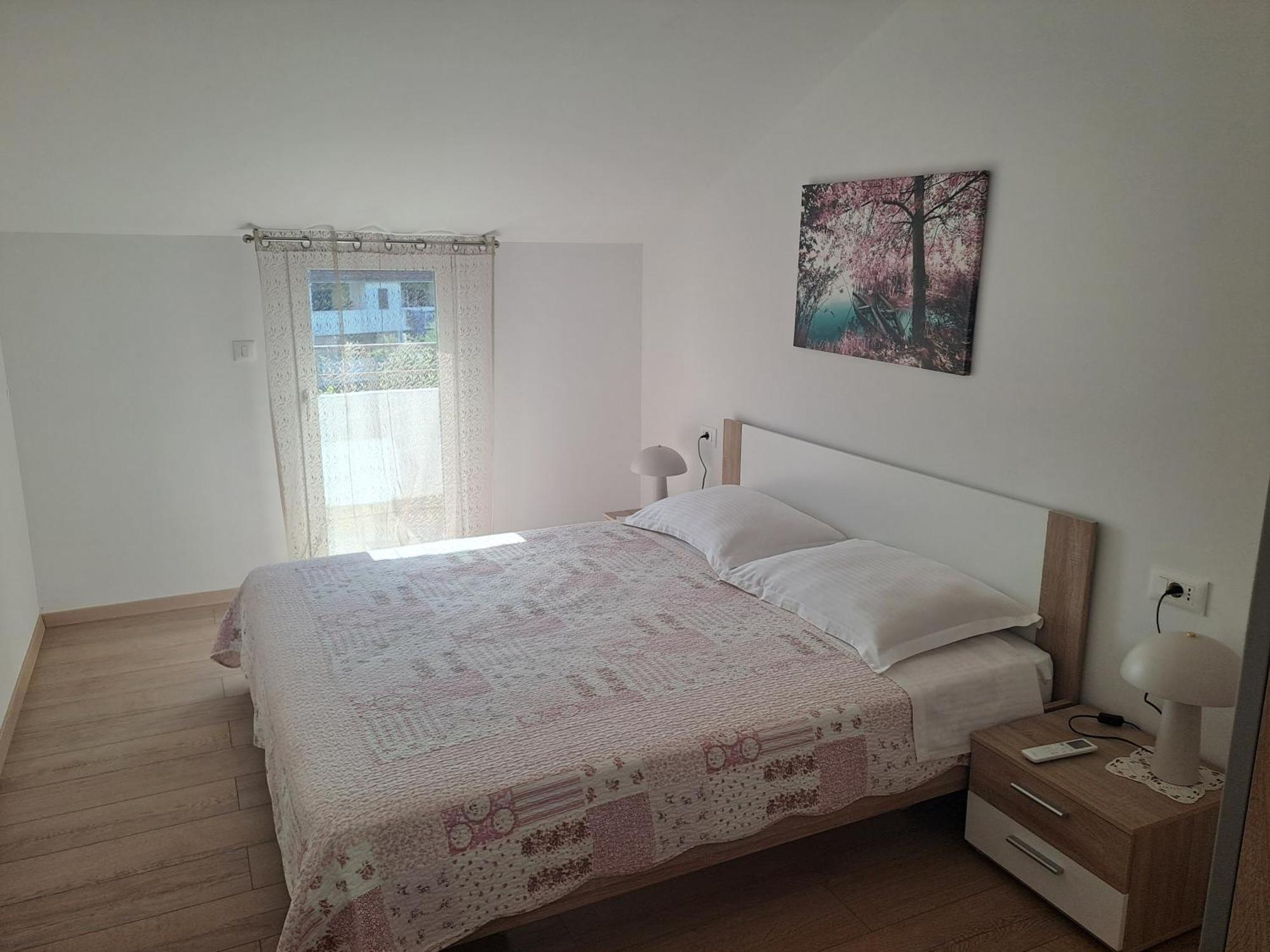 Apartments N & V Πόρετς Εξωτερικό φωτογραφία
